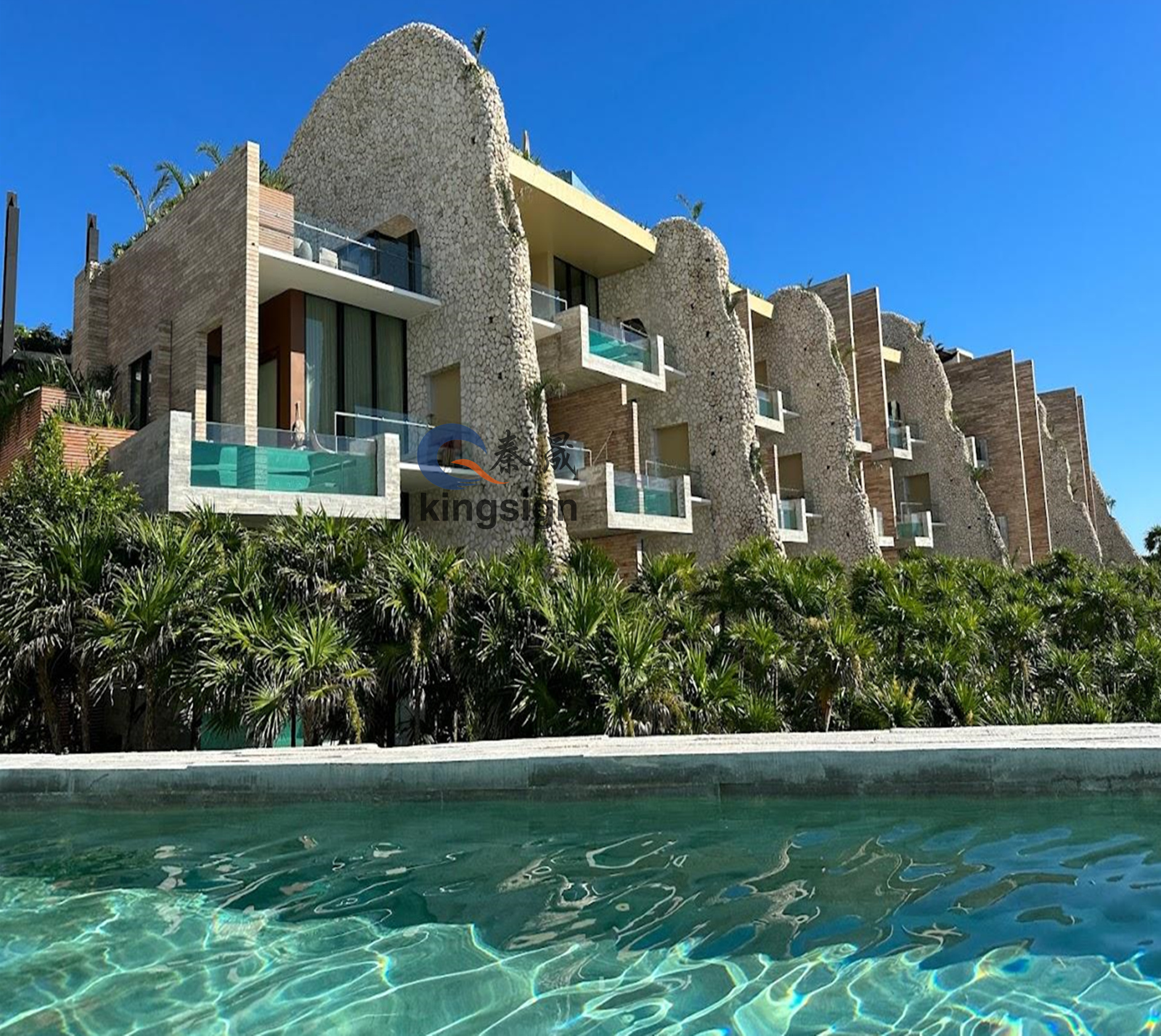 Finestra per piscina in acrilico Kingsign e pannello di visualizzazione